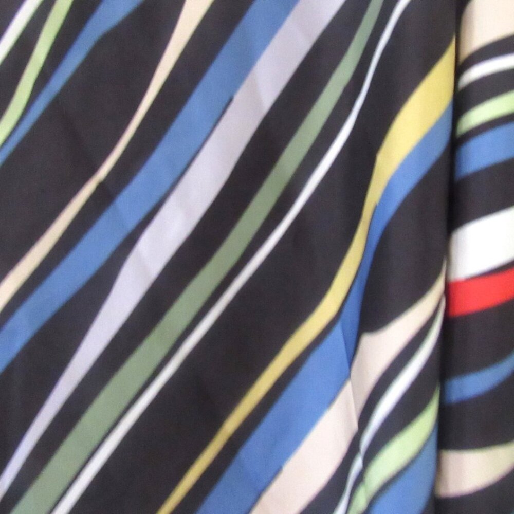 Raincaper Multicolored Hooded Poncho, Reversible One Size, Fits XL Easily   E223